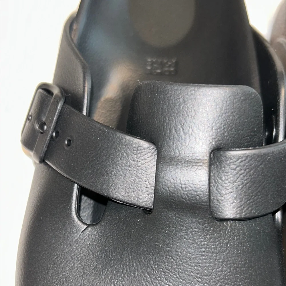 Birkenstock 38 Black Slip-On Clogs - Picture 4 of 12